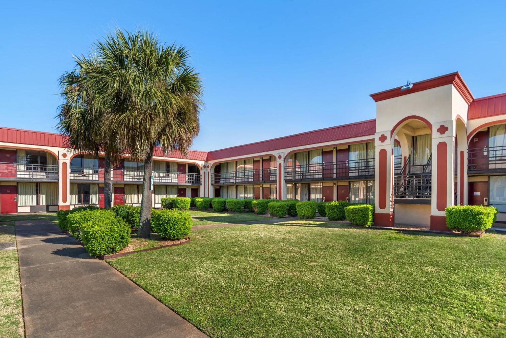 Red Roof Inn Montgomery - Midtown Zewnętrze zdjęcie